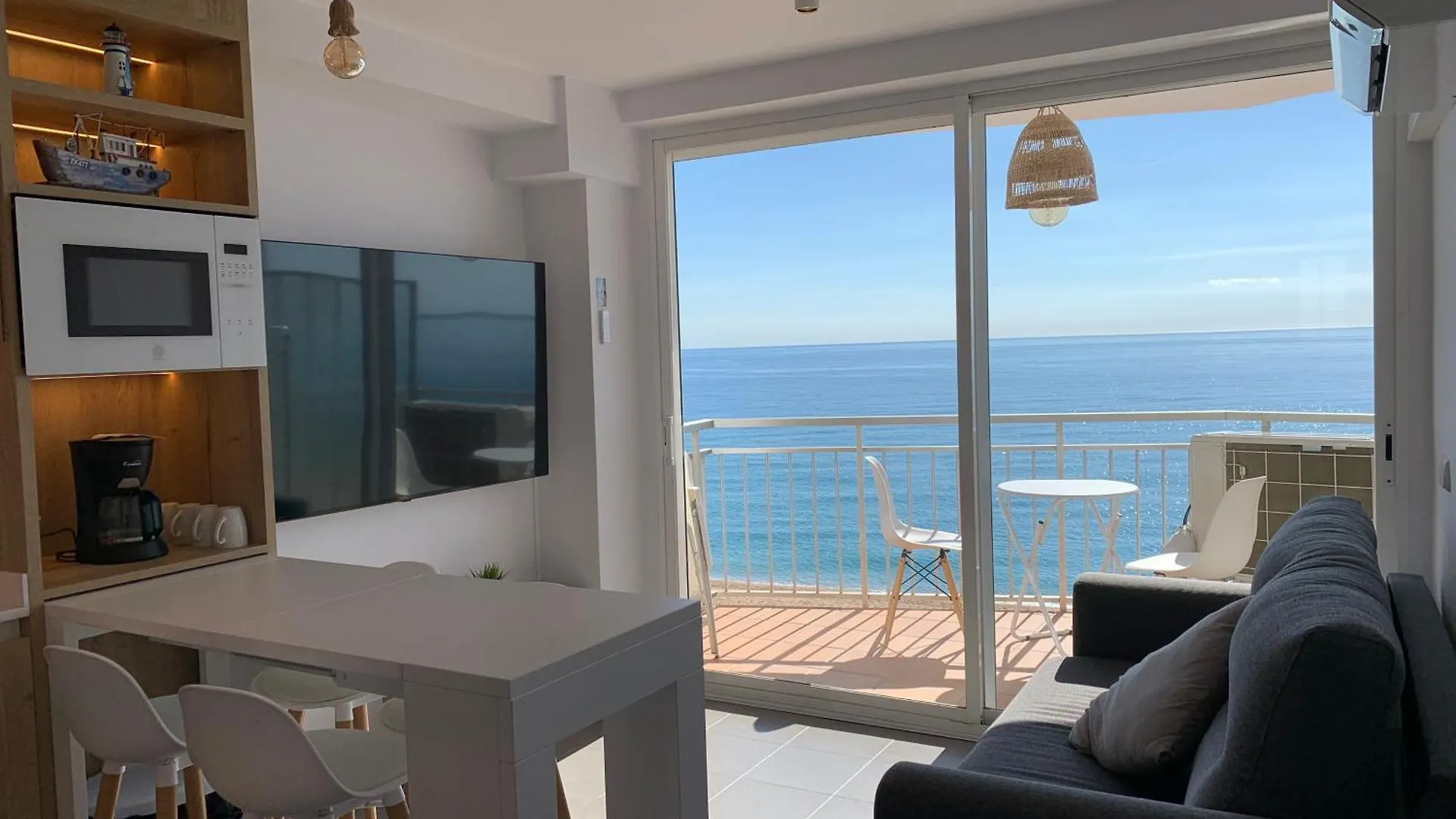 Apartamento A Primera Linea De Mar En Playa De Aro Platja d'Aro  0*,  España