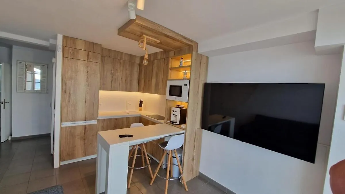 Apartamento A Primera Linea De Mar En Playa De Aro Platja d'Aro 0*,